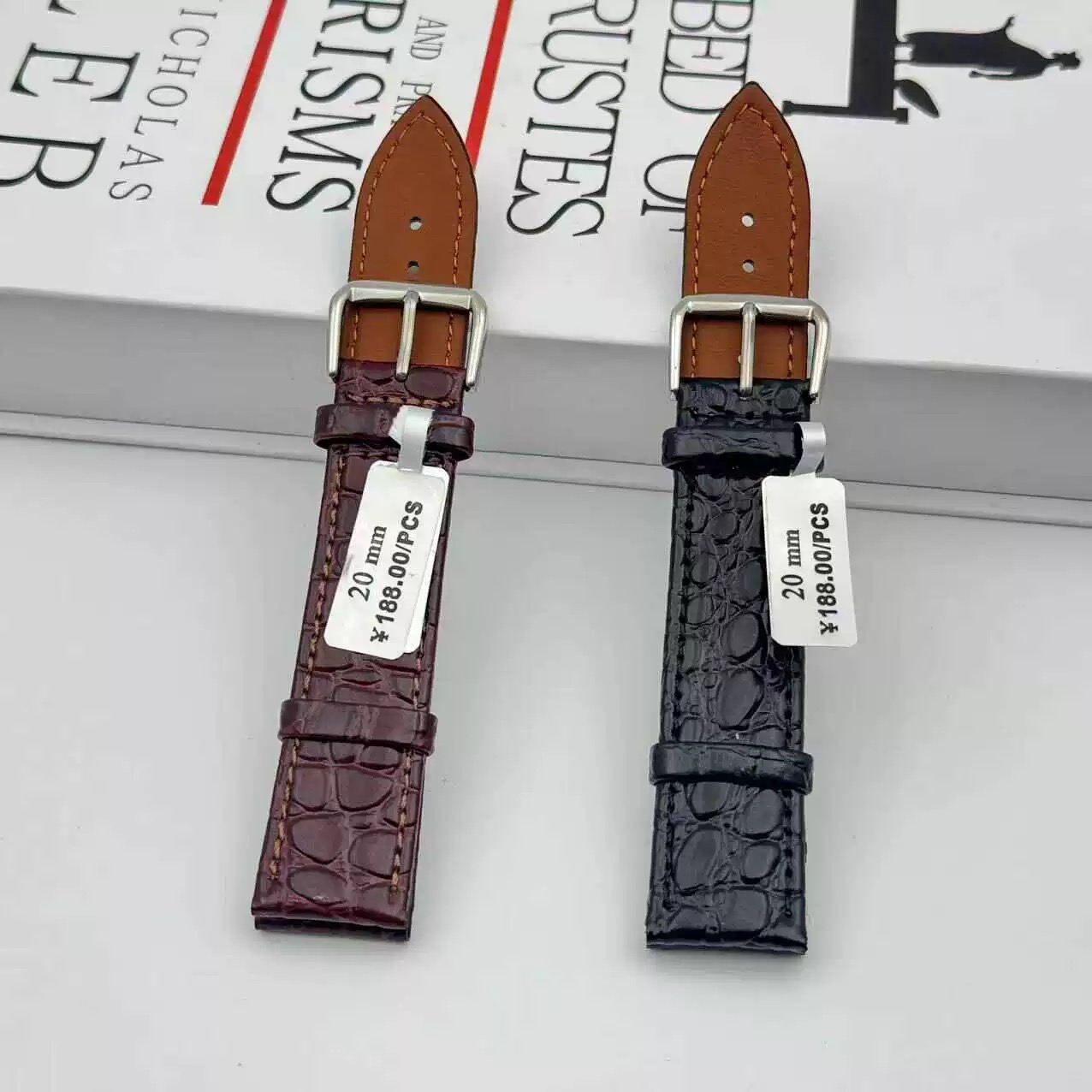 Cinturino per Orologio in Vera - Suede Strap Watch recensione e prezzo